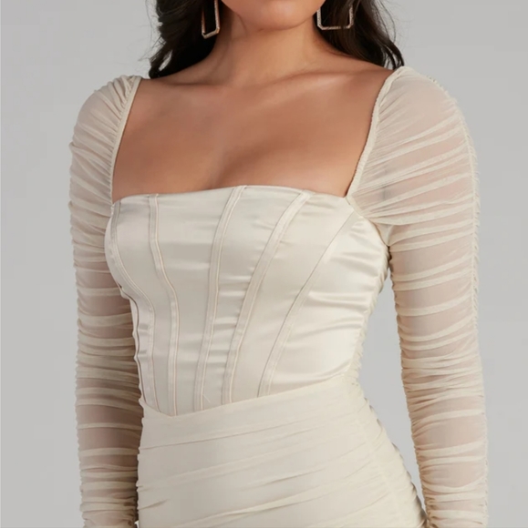 Windsor bodycon dress with mesh sleeves. satin corset bodice. - Picture 4 of 6